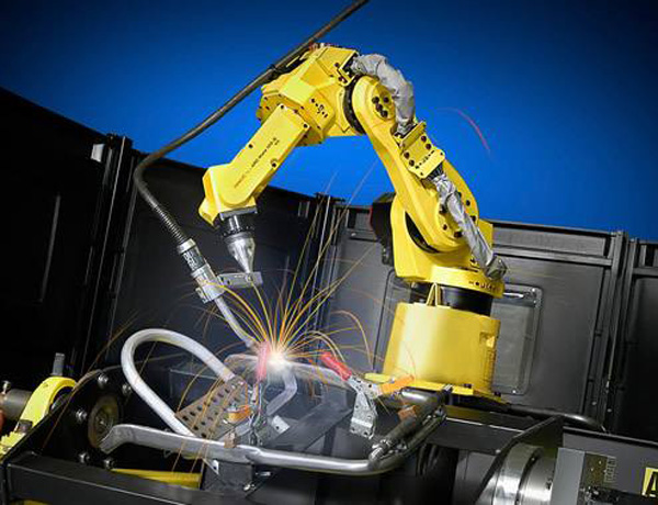 焊接機器人技術現(xiàn)狀和國內外發(fā)展的趨勢
